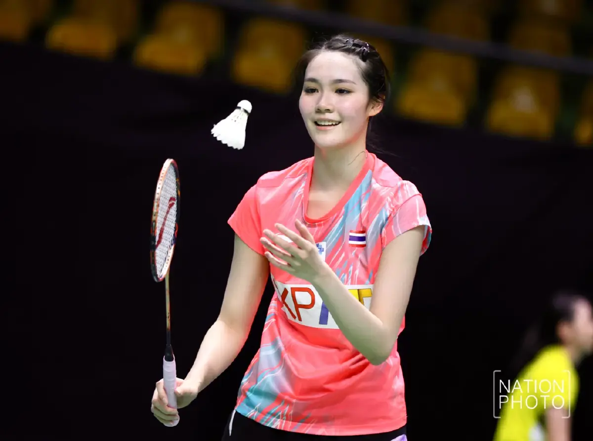 \'พิ้งค์ พิชฌามลณ์\' โค่น \'เมย์ รัชนก\' ลิ่วรอบ 8 คน ไทยแลนด์ มาสเตอร์ส 2025