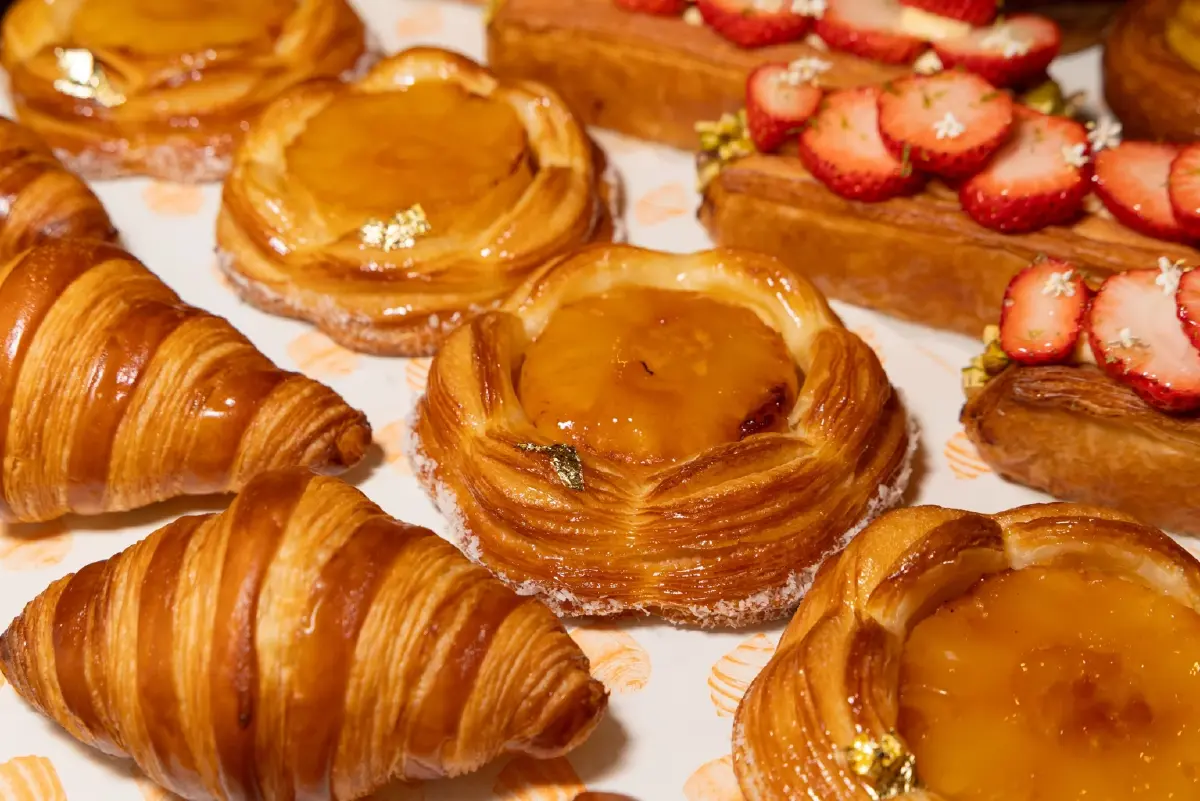 ‘บลู คาเฟ่ บาย อลัง ดูคาส’ เปิดแล้ว เปิดใจเชฟขนมอบ 'เชฟคริสตอฟ'