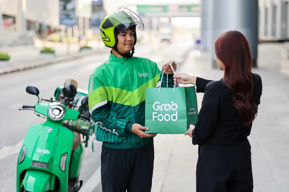 ‘อิมแพ็ค’ คนทะลัก 10 ล้านคนต่อปี แห่เรียกรถ ‘Grab’ โตพุ่ง 25%