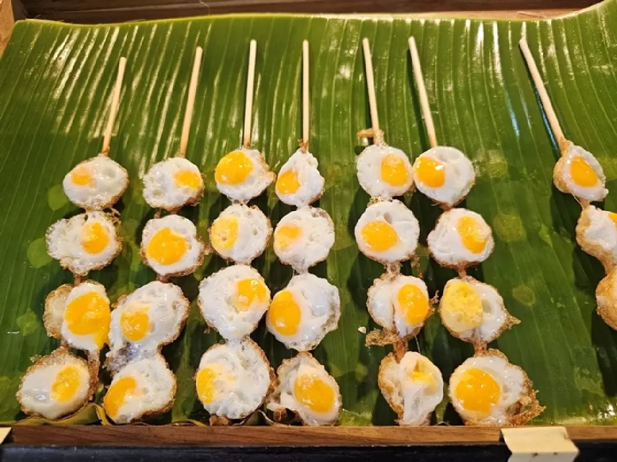 ‘เที่ยวเกาะเกร็ด’ ชิมอาหารรามัญ ที่ร้าน ‘เรือนมอญ ริมน้ำ’