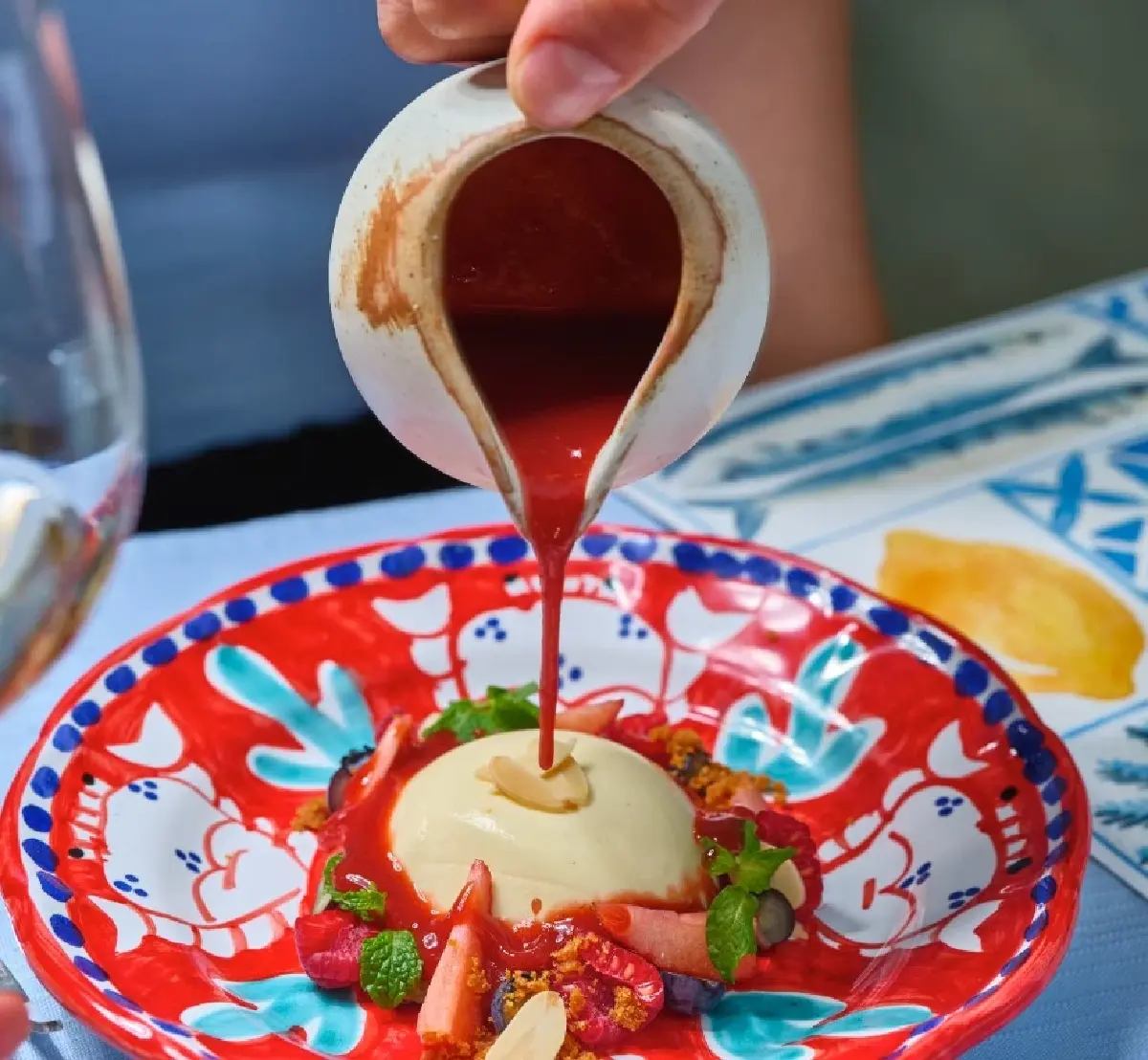 'La Marina' 'อาหารทะเล' อิตาเลียนตอนใต้ เรียบง่าย มีเสน่ห์ ทรงพลัง