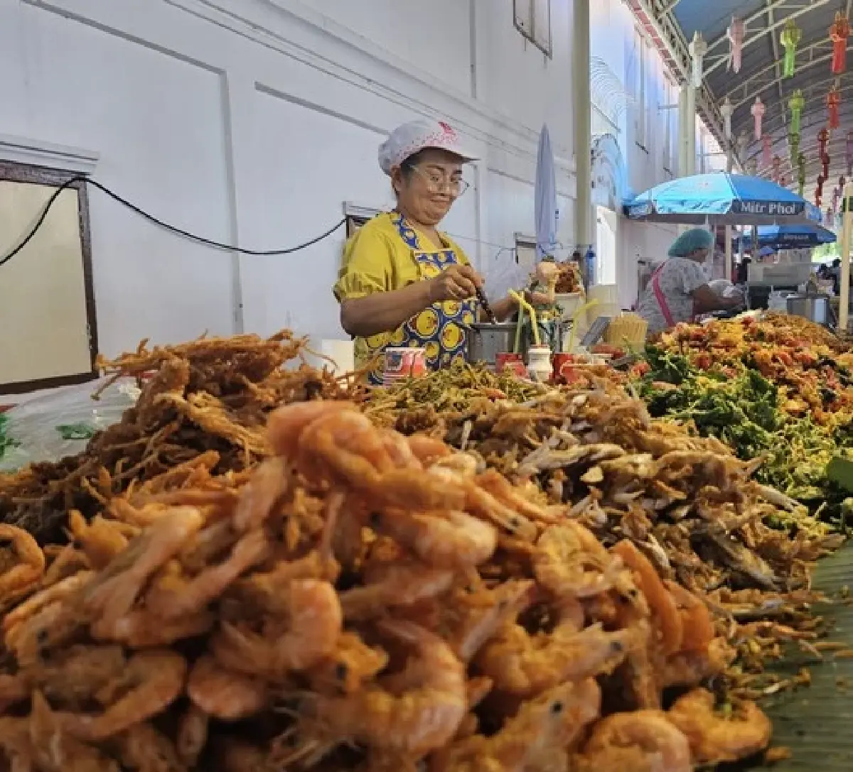 ‘เที่ยวเกาะเกร็ด’ ชิมอาหารรามัญ ที่ร้าน ‘เรือนมอญ ริมน้ำ’