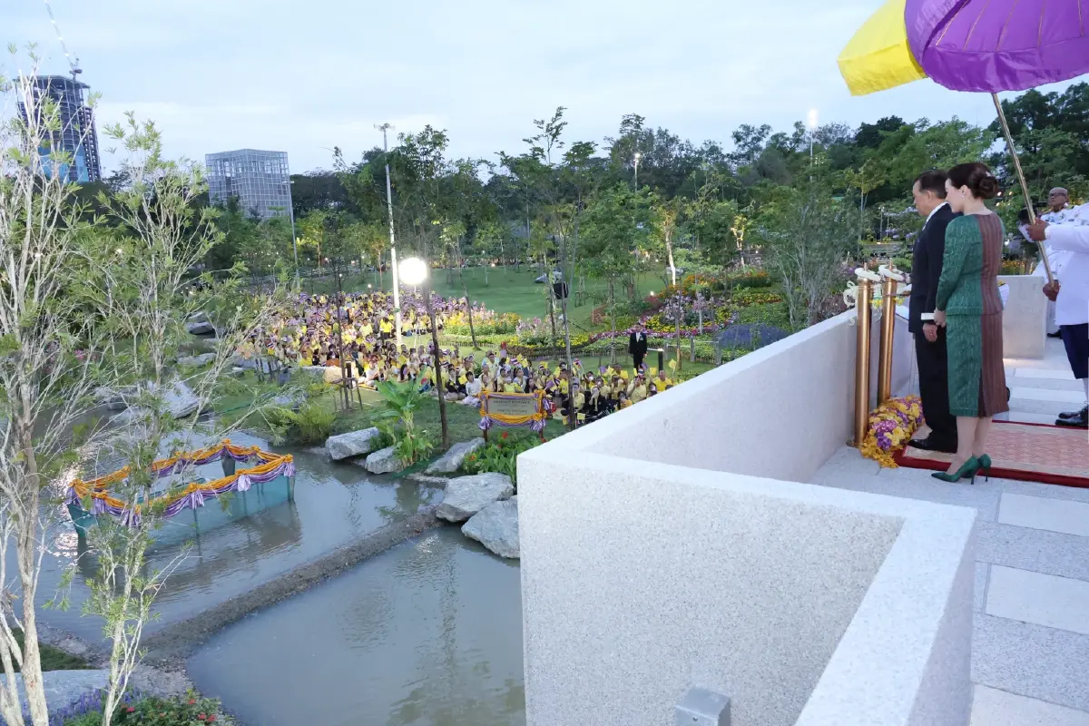 ในหลวง-ราชินี ทรงเปิดสวนพฤกษศาสตร์สากล มาตรฐาน BGCI และสวนจากภูผาสู่มหานที