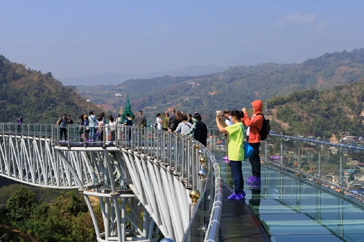 'เขตทหารเที่ยวได้' ที่ 'Army Land' ค่ายเม็งรายมหาราช เชียงราย