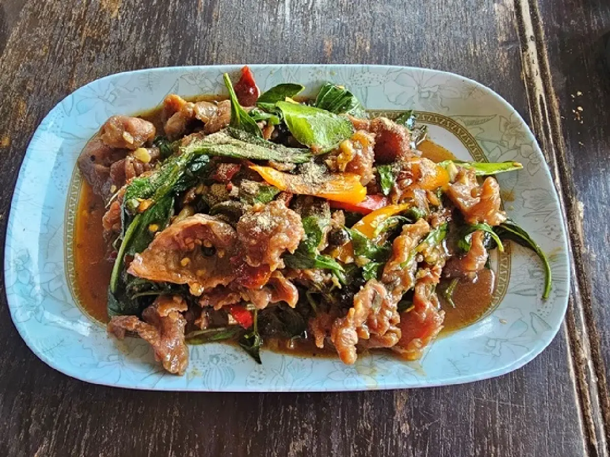 ‘เที่ยวเกาะเกร็ด’ ชิมอาหารรามัญ ที่ร้าน ‘เรือนมอญ ริมน้ำ’