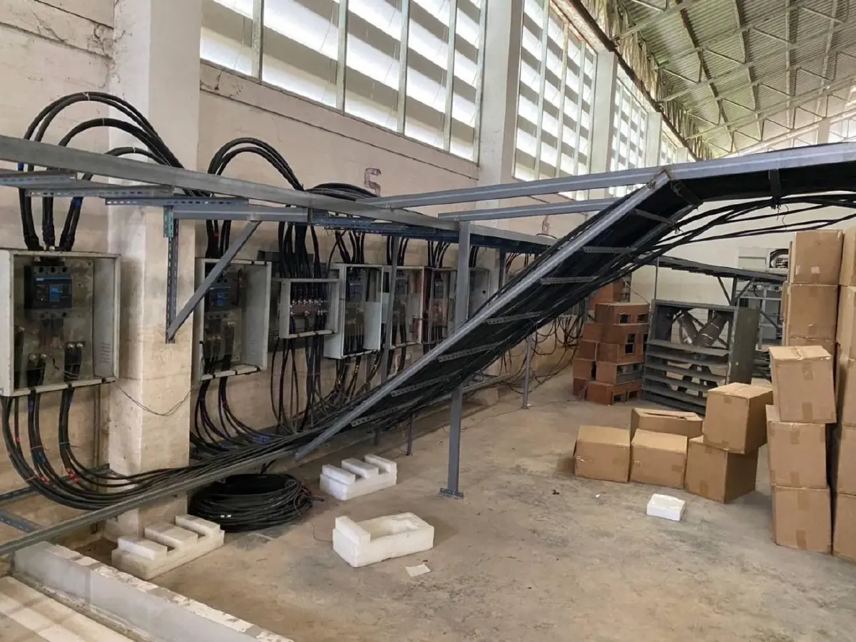 เจออีก! ค้นบริษัทย่านปทุมธานี พบลักลอบใช้ไฟหลวง ขุดบิทคอยน์ เสียหาย 40 ล้าน