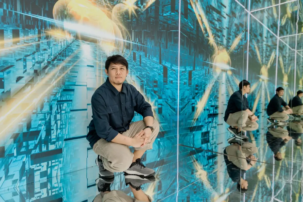 ชมงานศิลป์สุดครีเอท 'Reflection You' ที่สยามพารากอน และสยามดิสคัฟเวอรี่