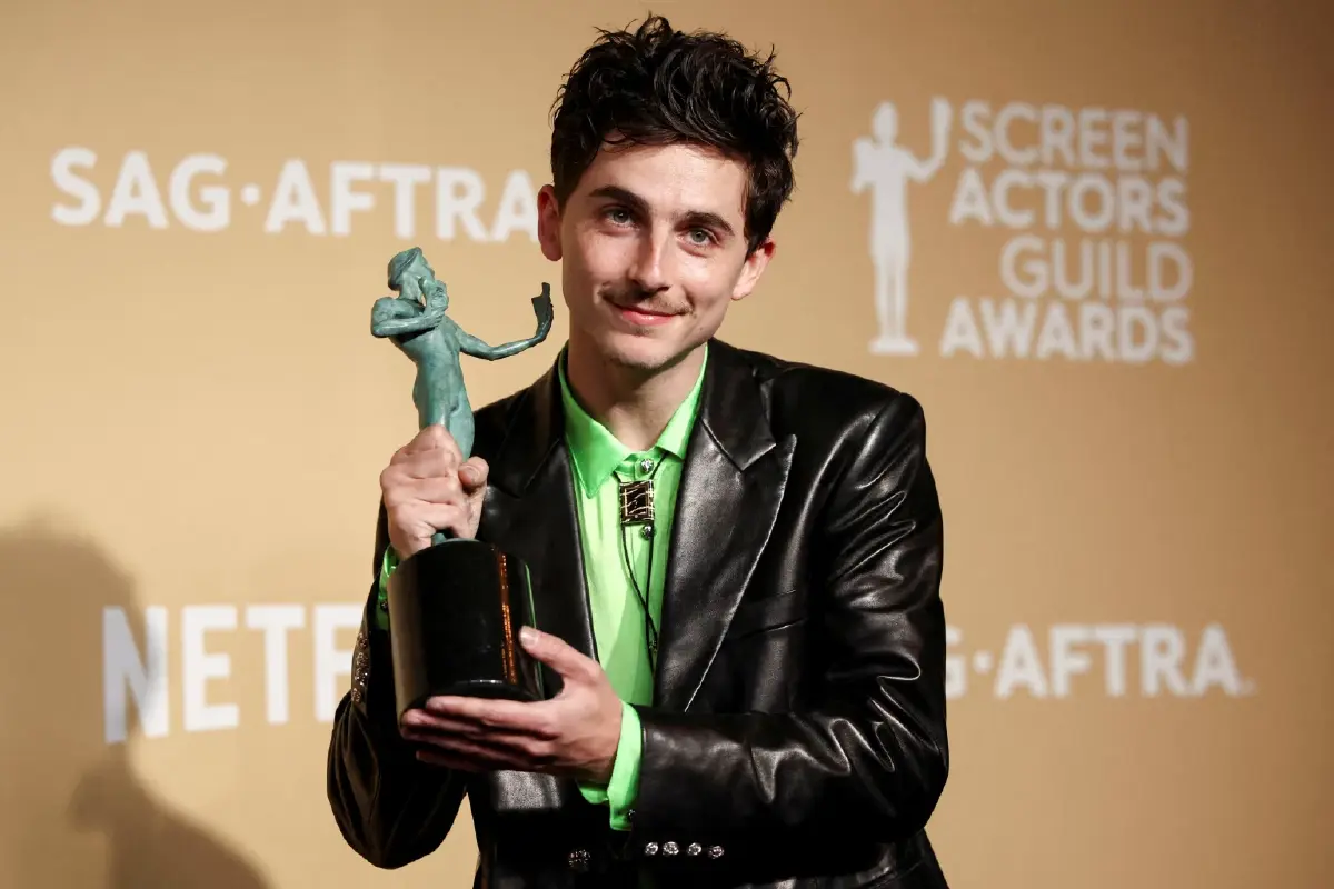 A Complete Unknown 'บ็อบ ดีแลน' & เพลงสะท้อนสังคมอเมริกันยุค 60