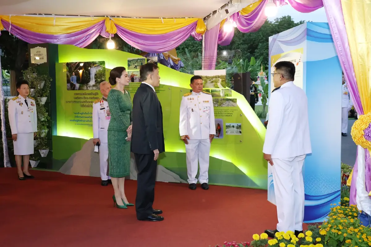 ในหลวง-ราชินี ทรงเปิดสวนพฤกษศาสตร์สากล มาตรฐาน BGCI และสวนจากภูผาสู่มหานที