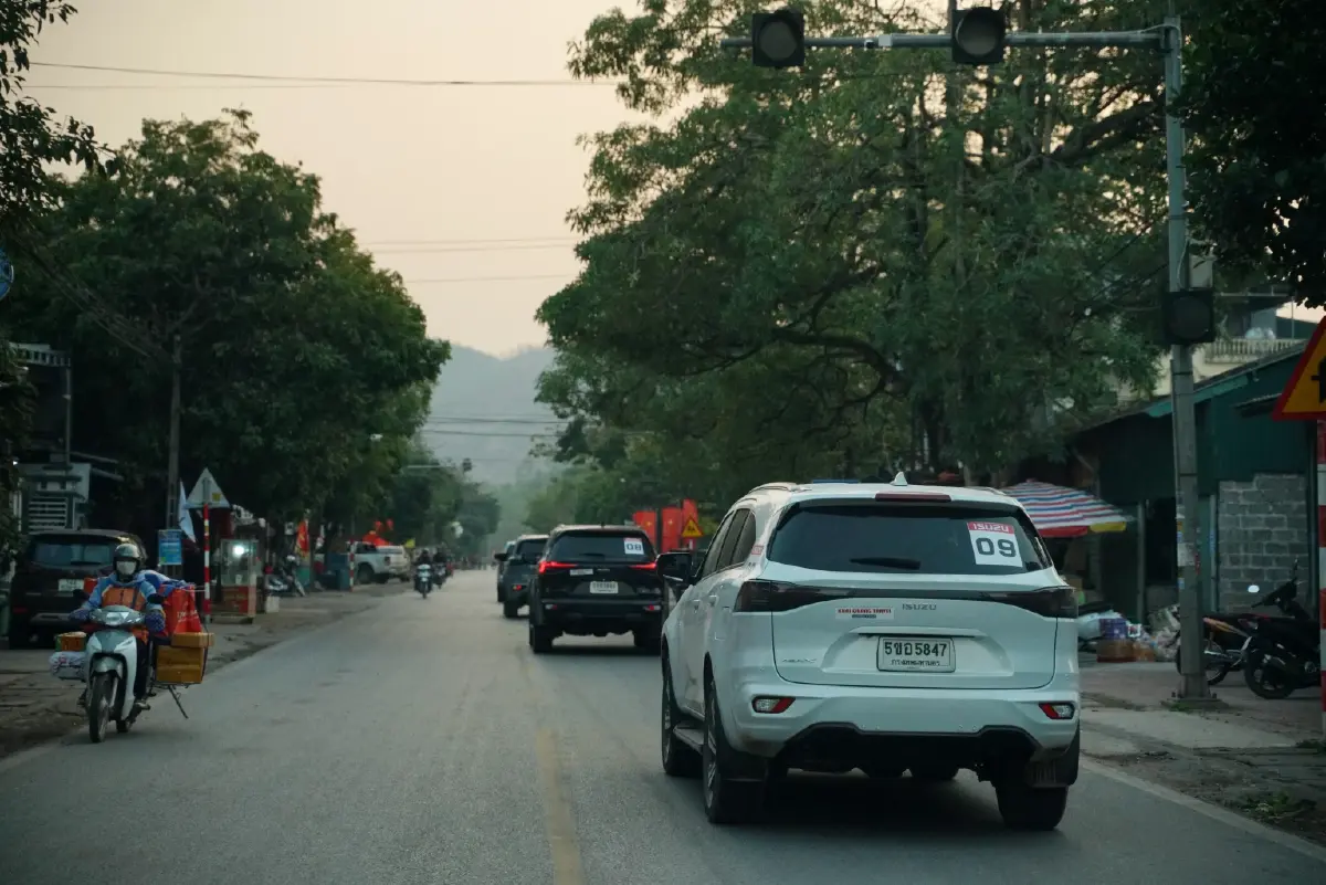 เยือนกว่างสี ดูน้ำตก ดงภูเขา เข้าเวียดนาม กับ อีซูซุ ดีแมคซ์ 2.2 MAXFORCE