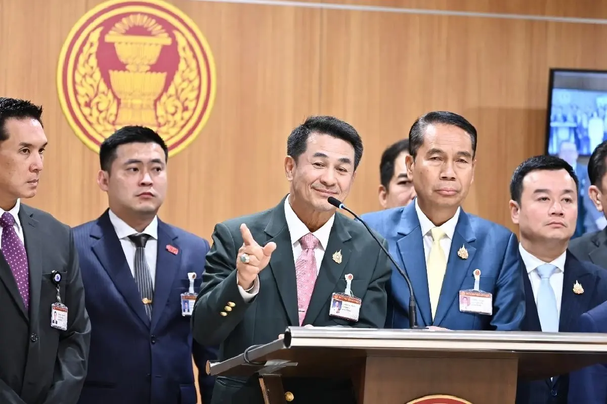 พท. จ่อเสนอญัตติใหม่ ชงศาลวินิจฉัยร่างรธน. 'สุทิน' ชี้วัดความจริงในบางพรรค