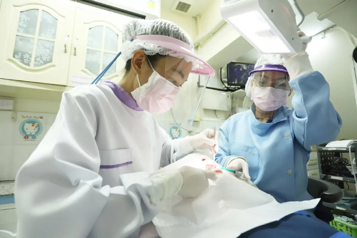 'ฟันผุ' อย่าจ่ายแพง เช็กสิทธิ 30 บาท เข้าคลินิกทันตกรรม ปีละ 3 ครั้ง