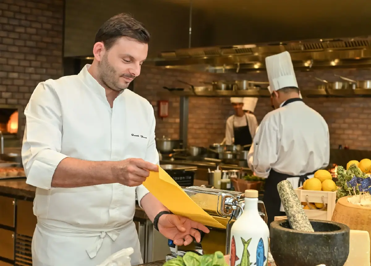 'La Marina' 'อาหารทะเล' อิตาเลียนตอนใต้ เรียบง่าย มีเสน่ห์ ทรงพลัง