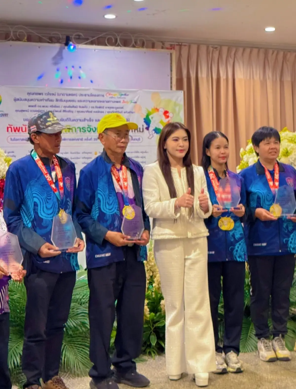 'มาดามหยก'เลี้ยงทัพนักกีฬาคนพิการ สร้างชื่อเสียงจ.เชียงใหม่