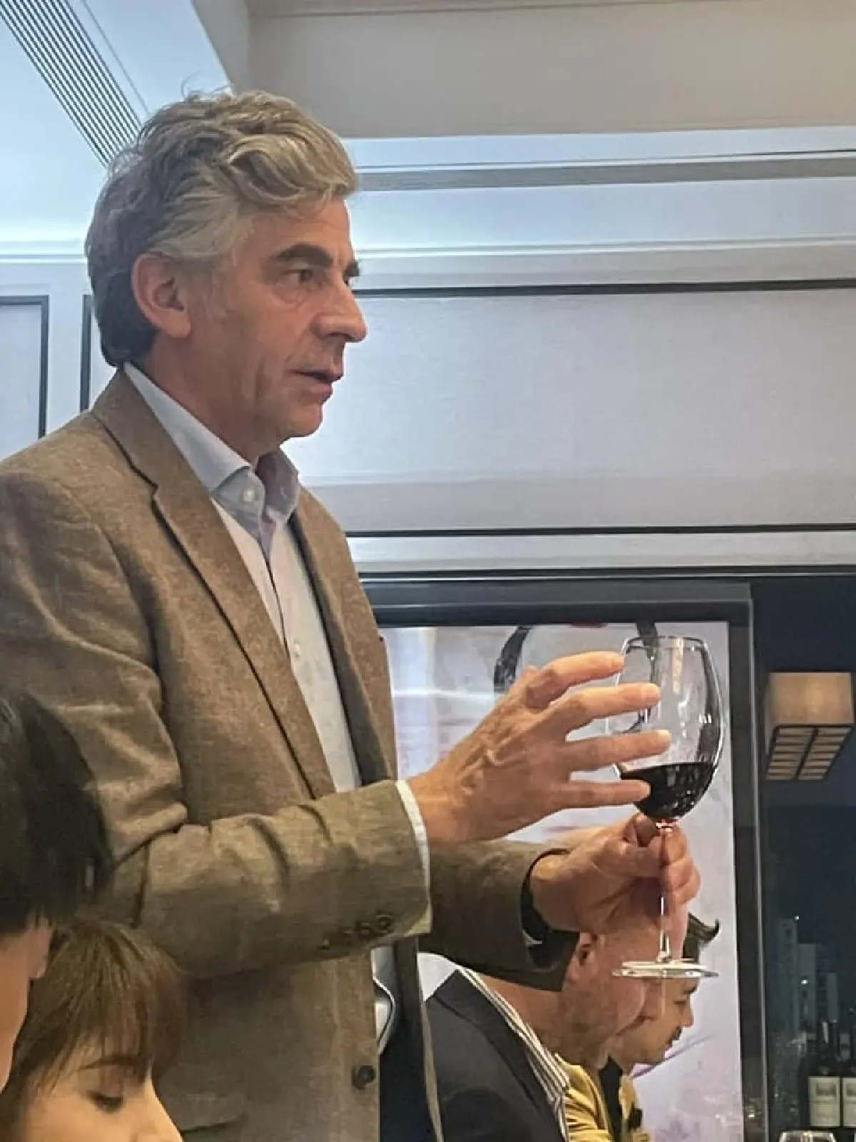 ไวน์กรองด์ ครู ชิลี รุ่น ‘ดอน เมลชอร์’ วินเทจ 2021 มีไม่พอขาย