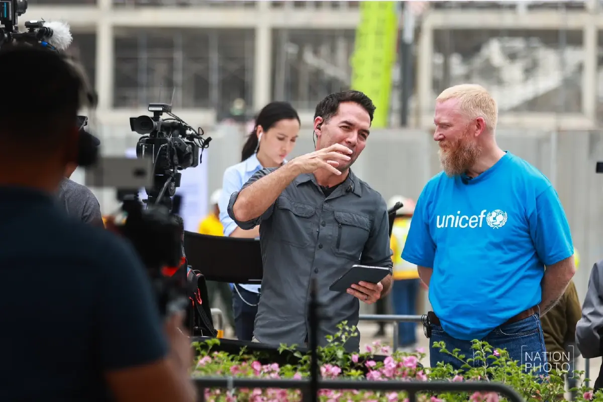 สื่อทั่วโลกเกาะติด เหตุ 'ตึกถล่ม' ยอดผู้เสียชีวิตล่าสุด 12 ราย