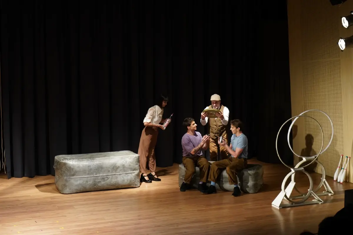 วัน แบงค็อก ร่วมสนับสนุน Café Oui-We! กับการแสดงกายกรรมระดับโลกจากฝรั่งเศส