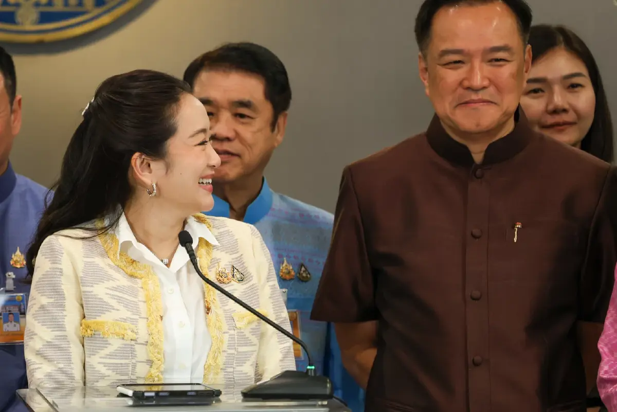 เพื่อไทยให้ฝ่ายค้านซักฟอกนายกฯ 2 วัน นัดดินเนอร์พรรคร่วม 21 มี.ค.