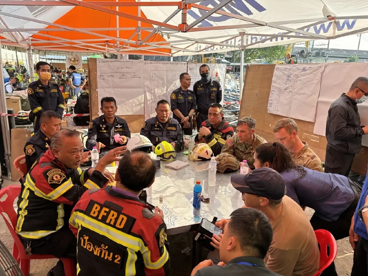 ทูตสหรัฐ เยี่ยมศูนย์บัญชาการแผ่นดินไหว กทม.  ทีมอินโดแปซิฟิกมาแล้ว