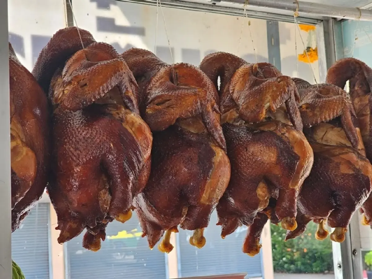 ‘ก๋วยเตี๋ยวไก่มะระ ป.6’ อร่อย แถมยัง 'ถูกและดี' มีอยู่จริง