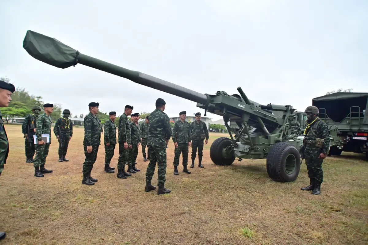 'มทภ.2' โชว์พร้อมรบ ลั่นเคลื่อนกำลังเข้าที่หมาย เมื่อมีคำสั่ง