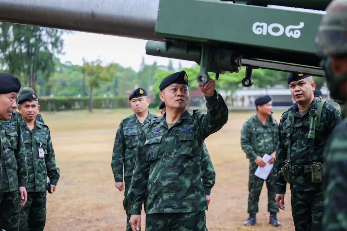 'มทภ.2' โชว์พร้อมรบ ลั่นเคลื่อนกำลังเข้าที่หมาย เมื่อมีคำสั่ง