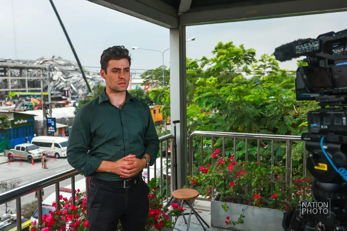 สื่อทั่วโลกเกาะติด เหตุ 'ตึกถล่ม' ยอดผู้เสียชีวิตล่าสุด 12 ราย