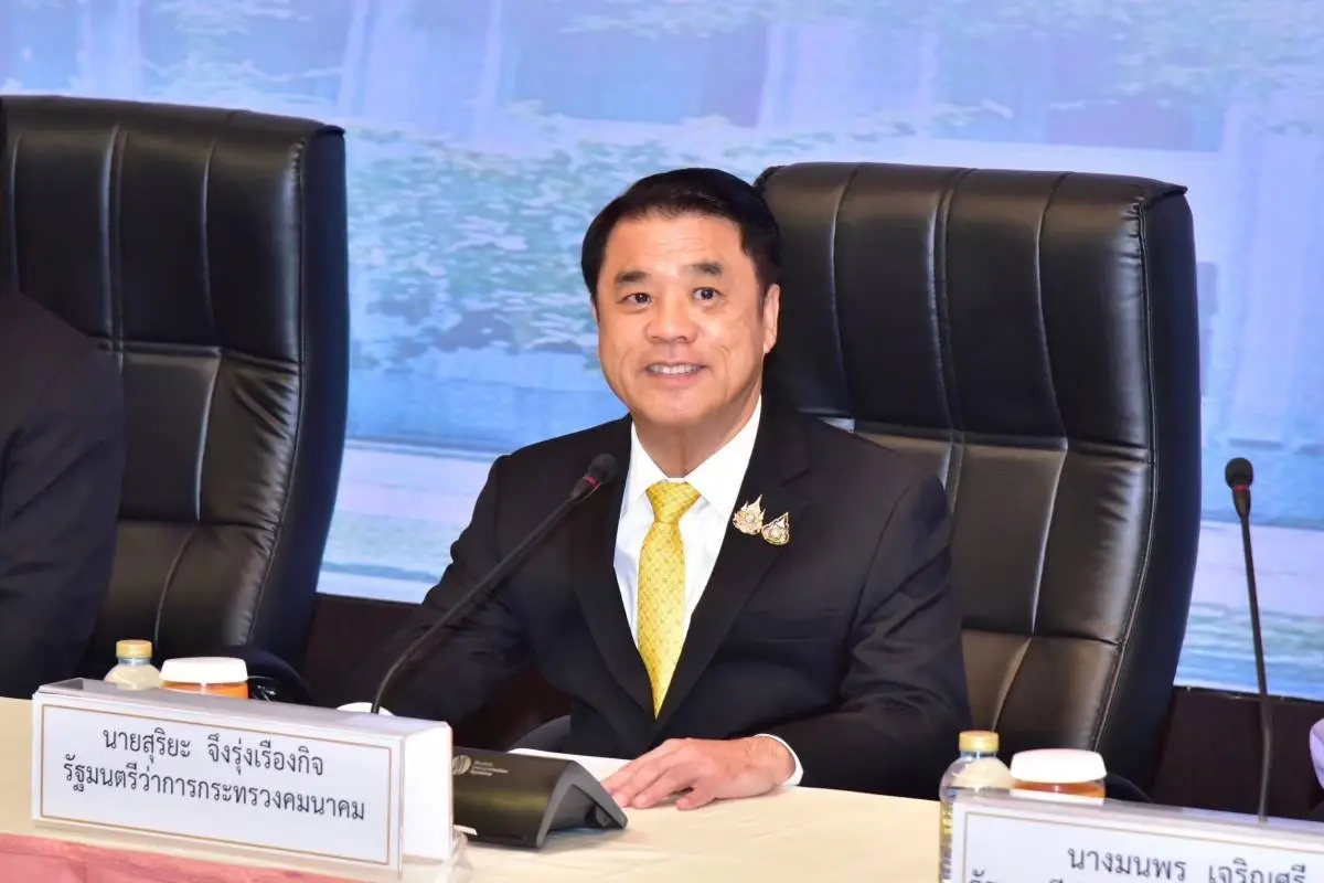 'สุริยะ' การันตี 'รถไฟฟ้า 20 บาท' ใช้ครบ 8 สาย รับสิทธิผ่าน 'ทางรัฐ'