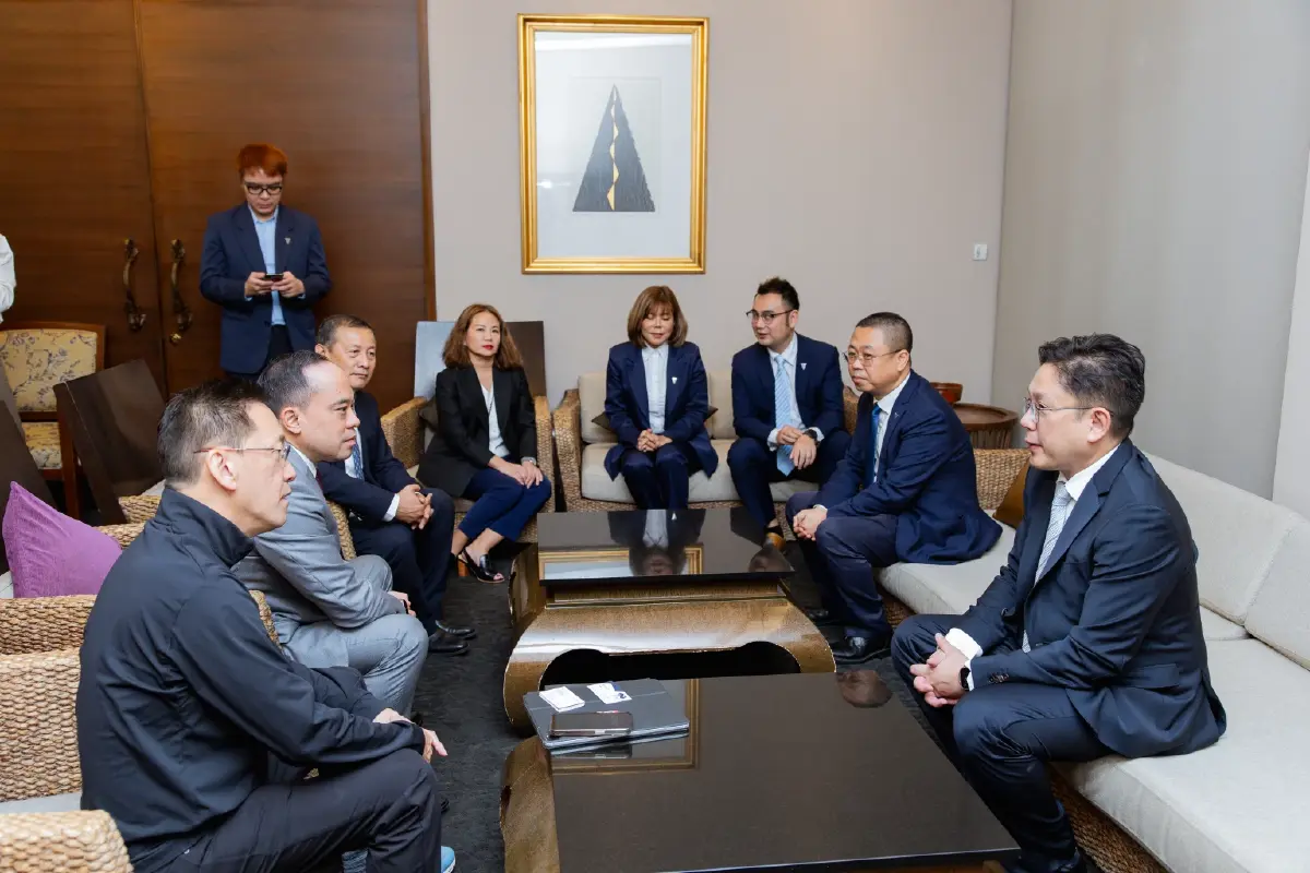 อินฟินิท ออโตโมบิล ส่งลีมูซีนพลังงานไฟฟ้ากว่า 50 คัน สู่ท่าอากาศยานสุวรรณภูมิ