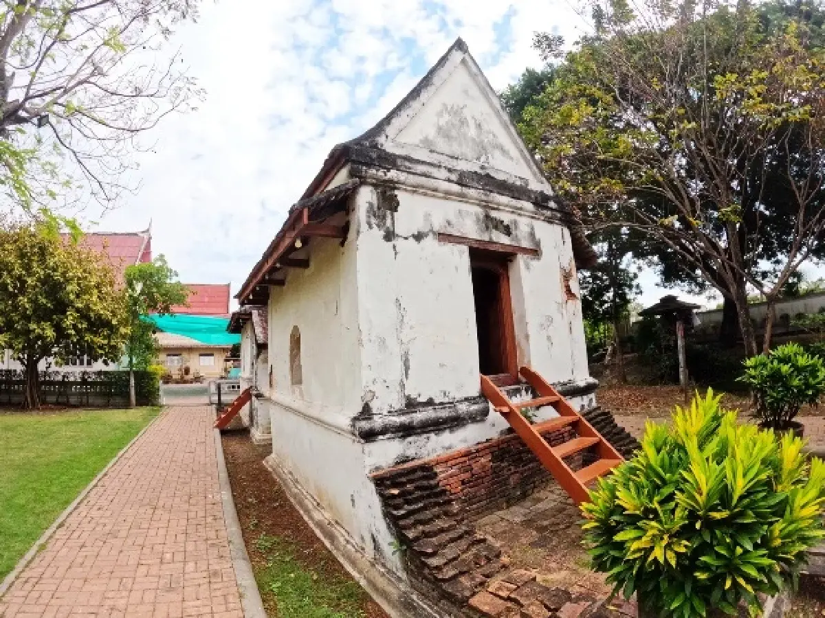 ‘เที่ยวปริมณฑล’ ไปไหว้พระ วัดโบราณ ริมคลองอ้อมนนท์ ใกล้กรุงเทพฯ