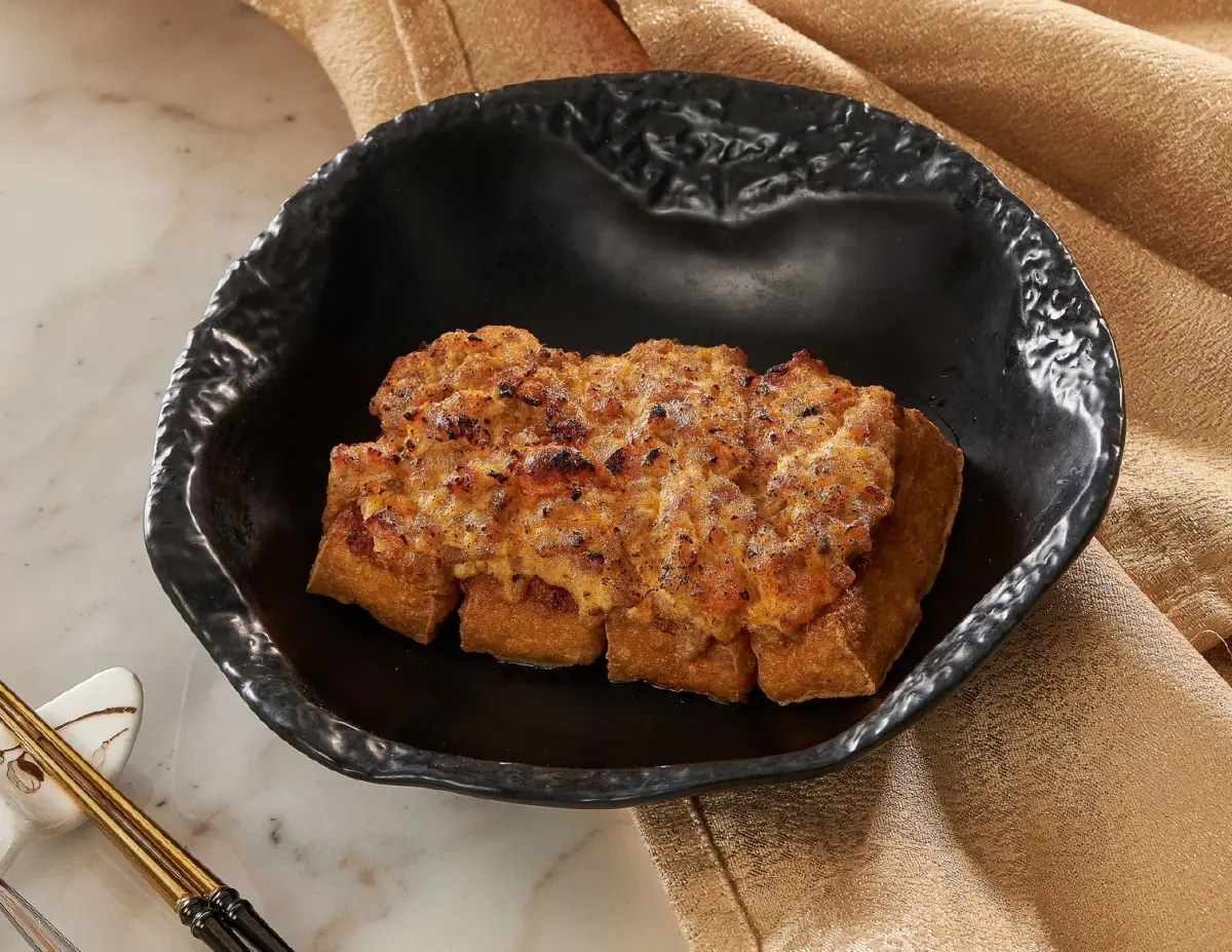 ‘อาหารจีน’ สไตล์เรโทร ควิซีน ที่ ‘ซิลค์ โร้ด’ โดย ‘เชฟกั๊ม’