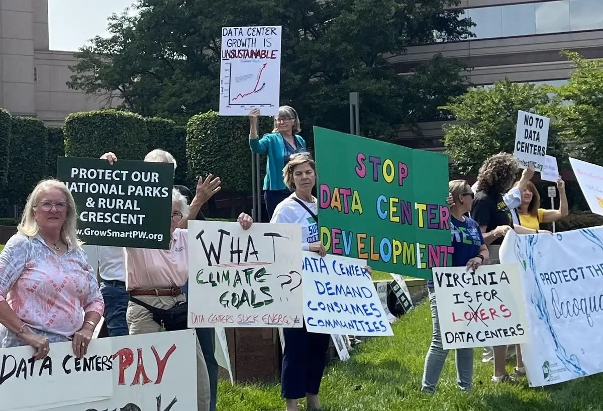 'สงครามน้ำ' เมื่อ 'AI' และ 'ดาต้าเซ็นเตอร์' ใช้น้ำเปลือง