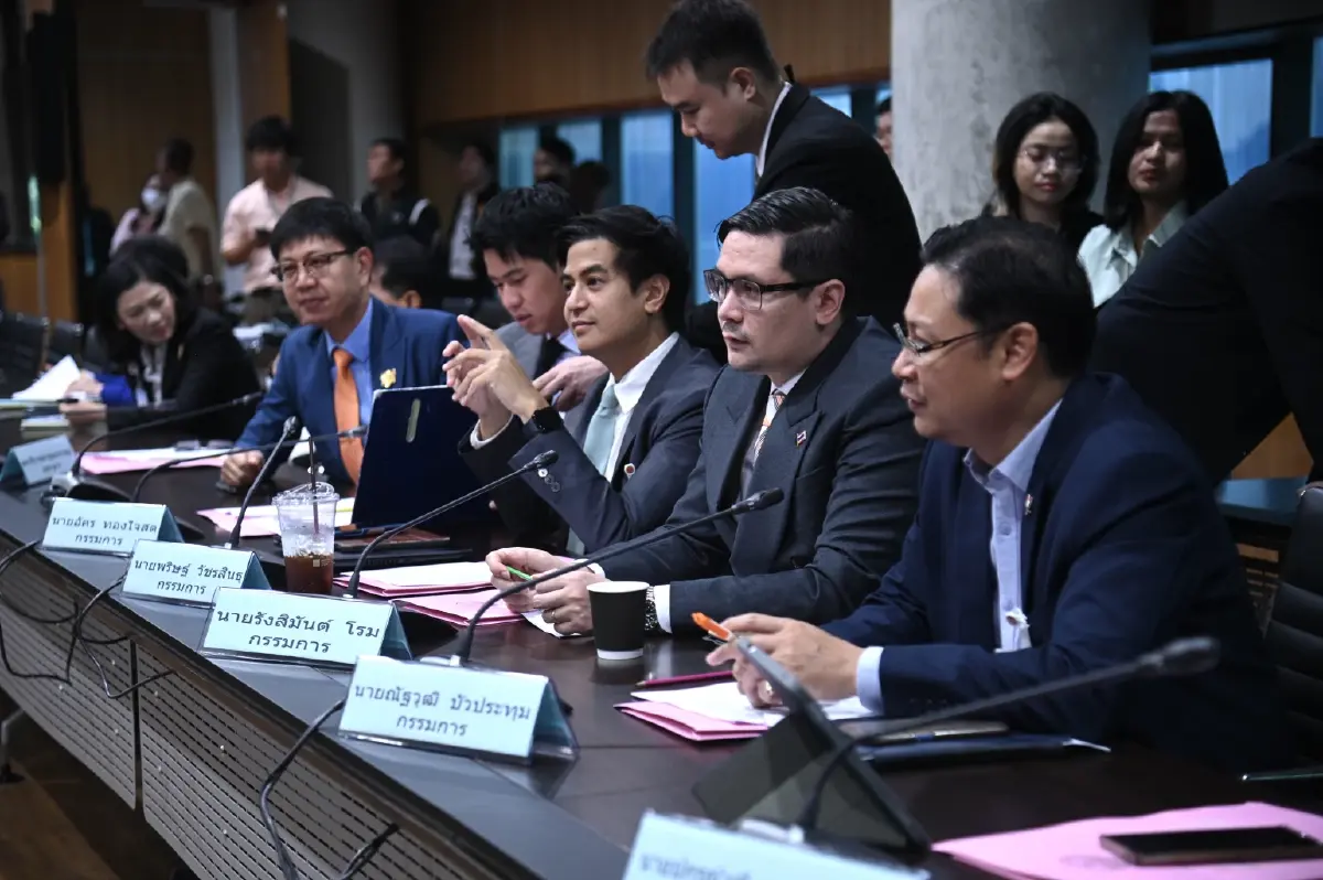 ดันทุรัง ‘เอนเทอร์เทนเมนต์ฯ ’ ระวัง รัฐบาล-แพทองธาร‘พัง’