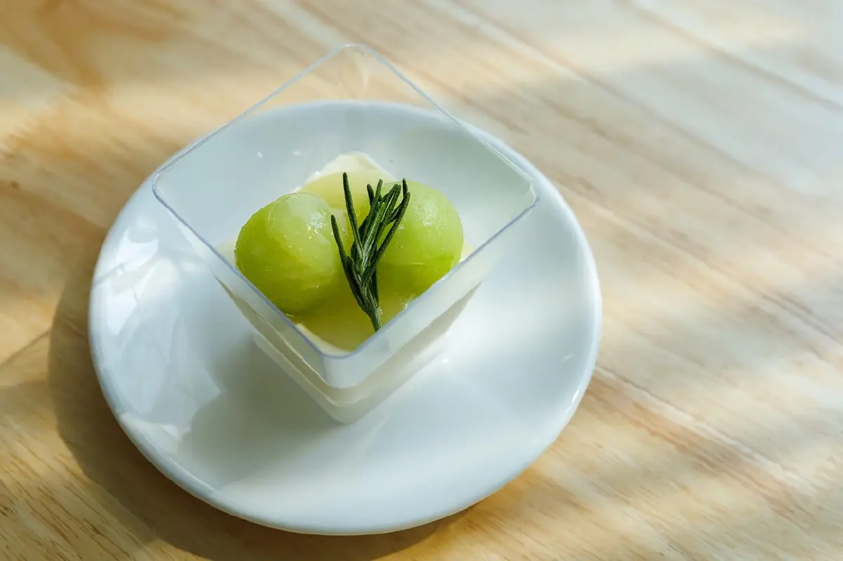 พักหลบร้อนที่ 'นครนายก' ชิมผลไม้ GI มะยงชิด มะปรางหวาน สดจากสวน