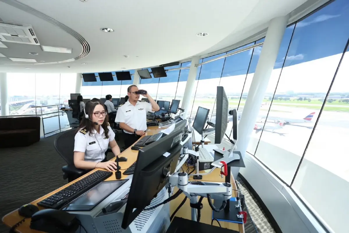 มนพร สั่งวิทยุการบินฯ เตรียมความพร้อมช่วงสงกรานต์ประชาชนเดินทางคึกคัก