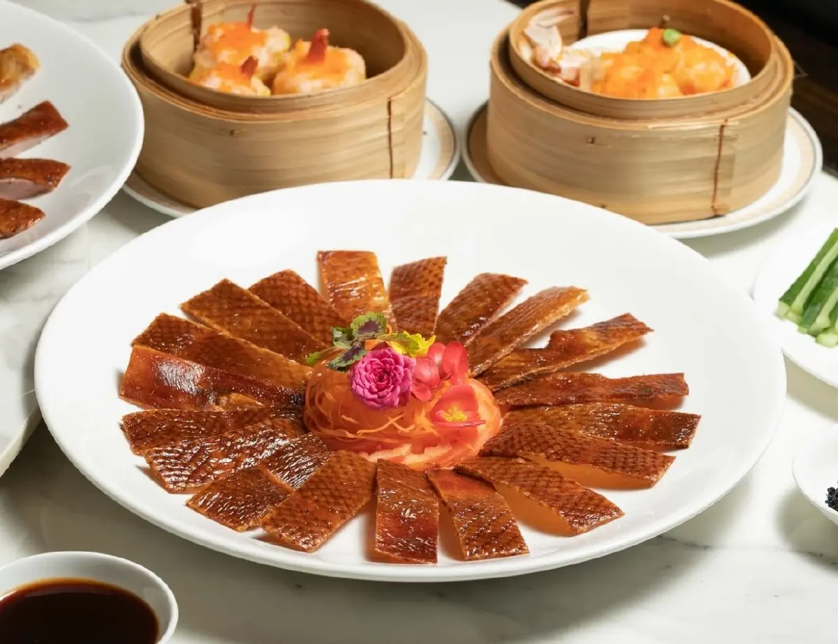 ‘อาหารจีน’ สไตล์เรโทร ควิซีน ที่ ‘ซิลค์ โร้ด’ โดย ‘เชฟกั๊ม’