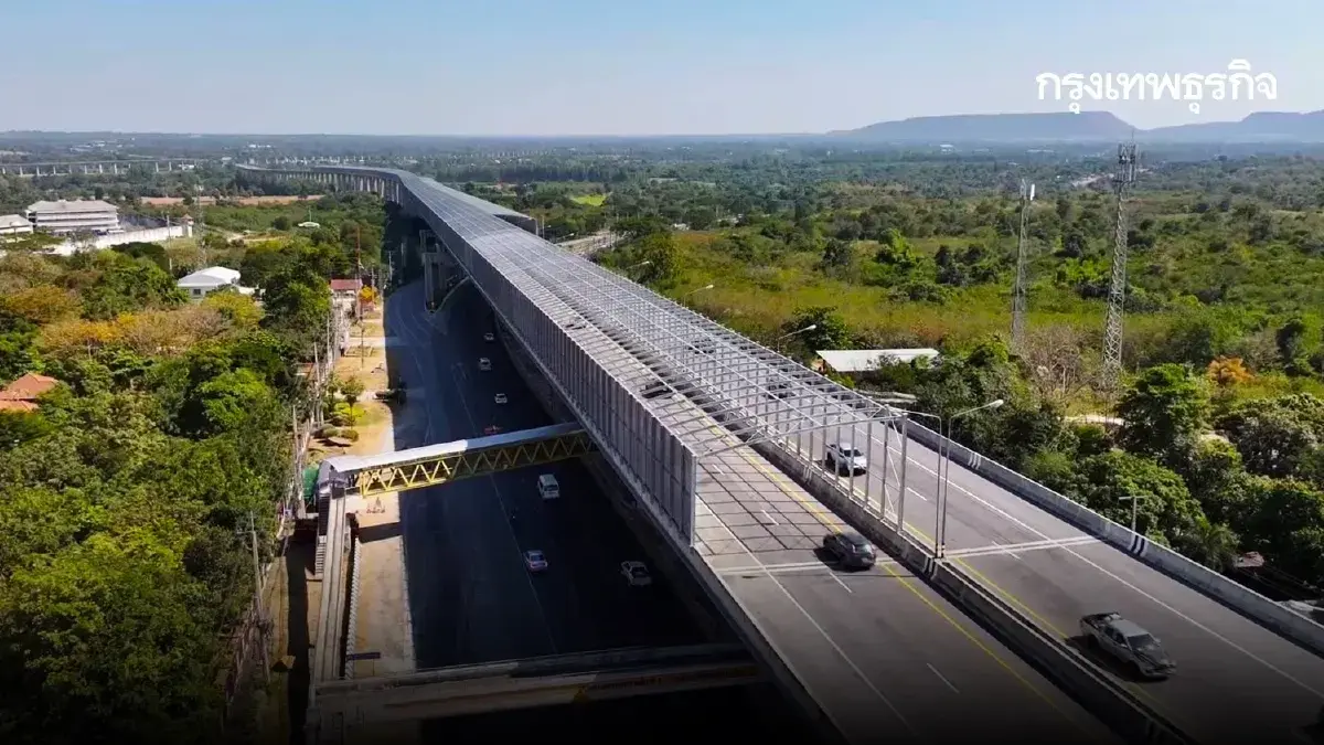 ยังไม่ถึงสงกรานต์ รถติดแล้ว ถนนมิตรภาพ ช่วงขึ้นเนินกลางดง รถเยอะ