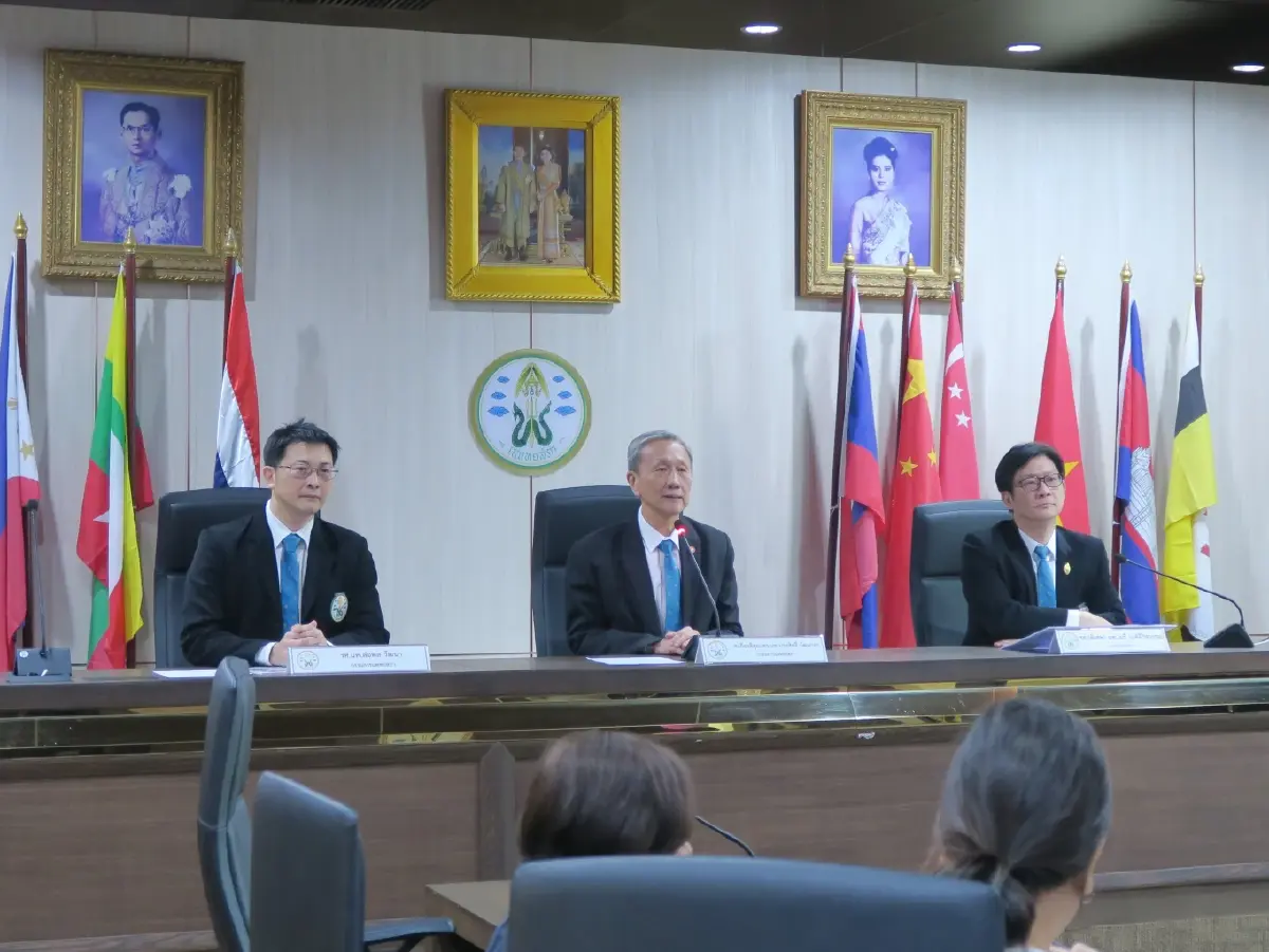 'แพทยสภา' ยกทีมแจงปมสอบรักษา ‘ทักษิณ’ เร็วสุดรู้ผลใน 1-2 เดือน