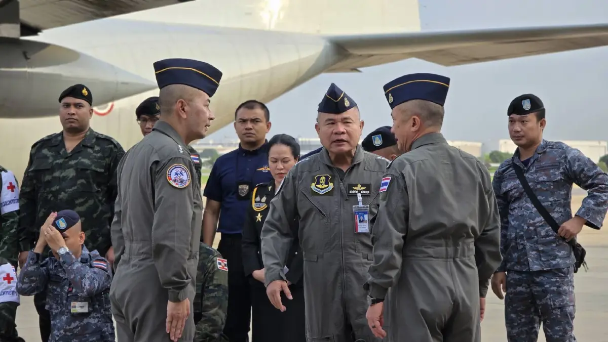 'ผบ.ทสส.-ผบ.ทอ.' ส่งกำลังพล 55 นาย กู้วิกฤติแผ่นไหวเมียนมา