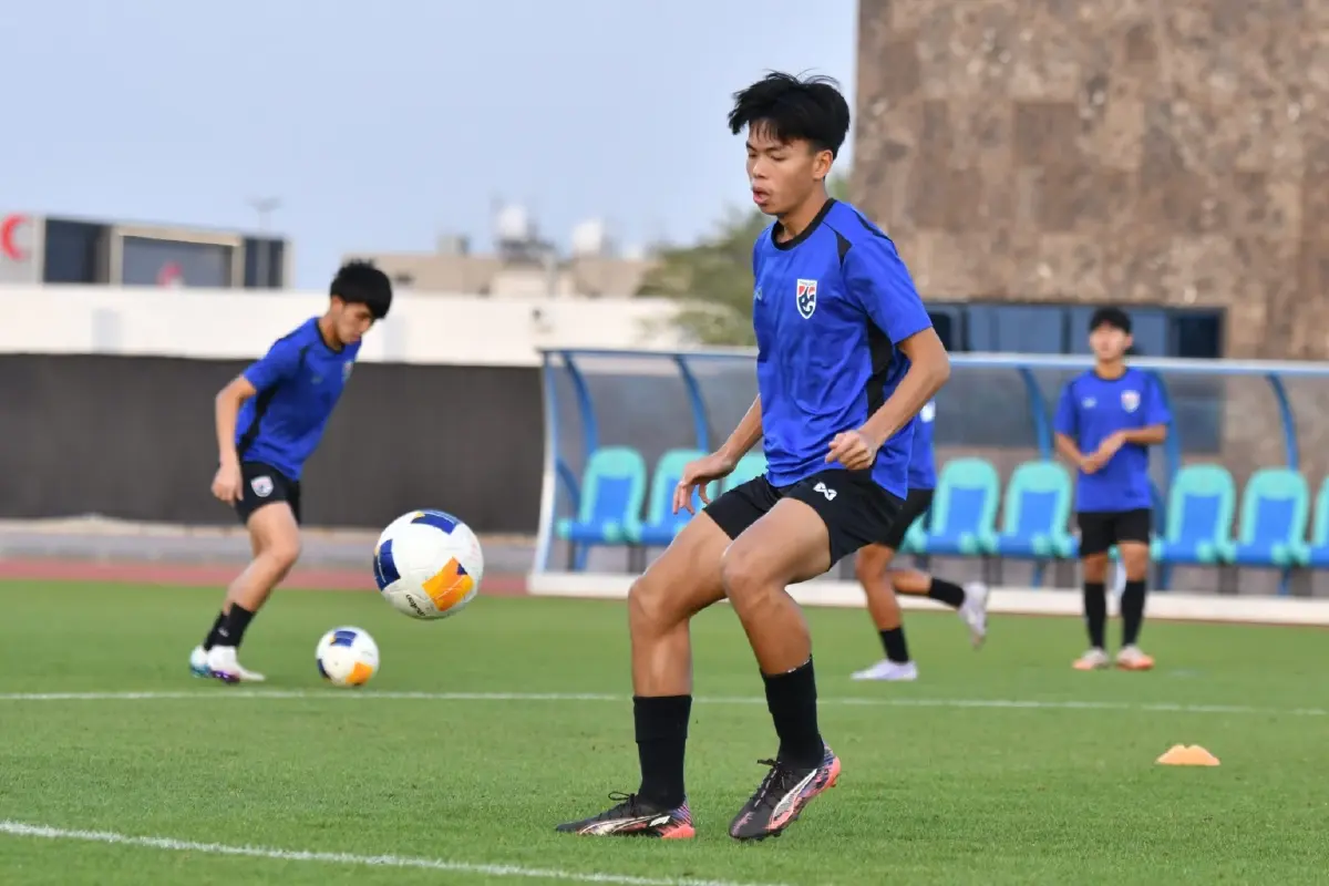 ถ่ายทอดสดฟุตบอลU17 'ทีมชาติไทย พบ จีน' ดูบอลสด ชิงแชมป์เอเชีย 2025