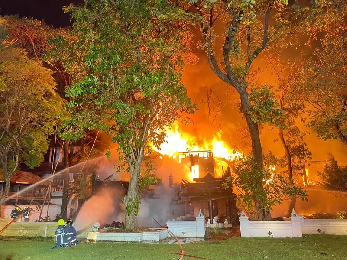 ด่วน ไฟไหม้โรงแรมดาราเทวี เชียงใหม่ ฉีดน้ำดับเพลิง คุมเพลิงไหม้