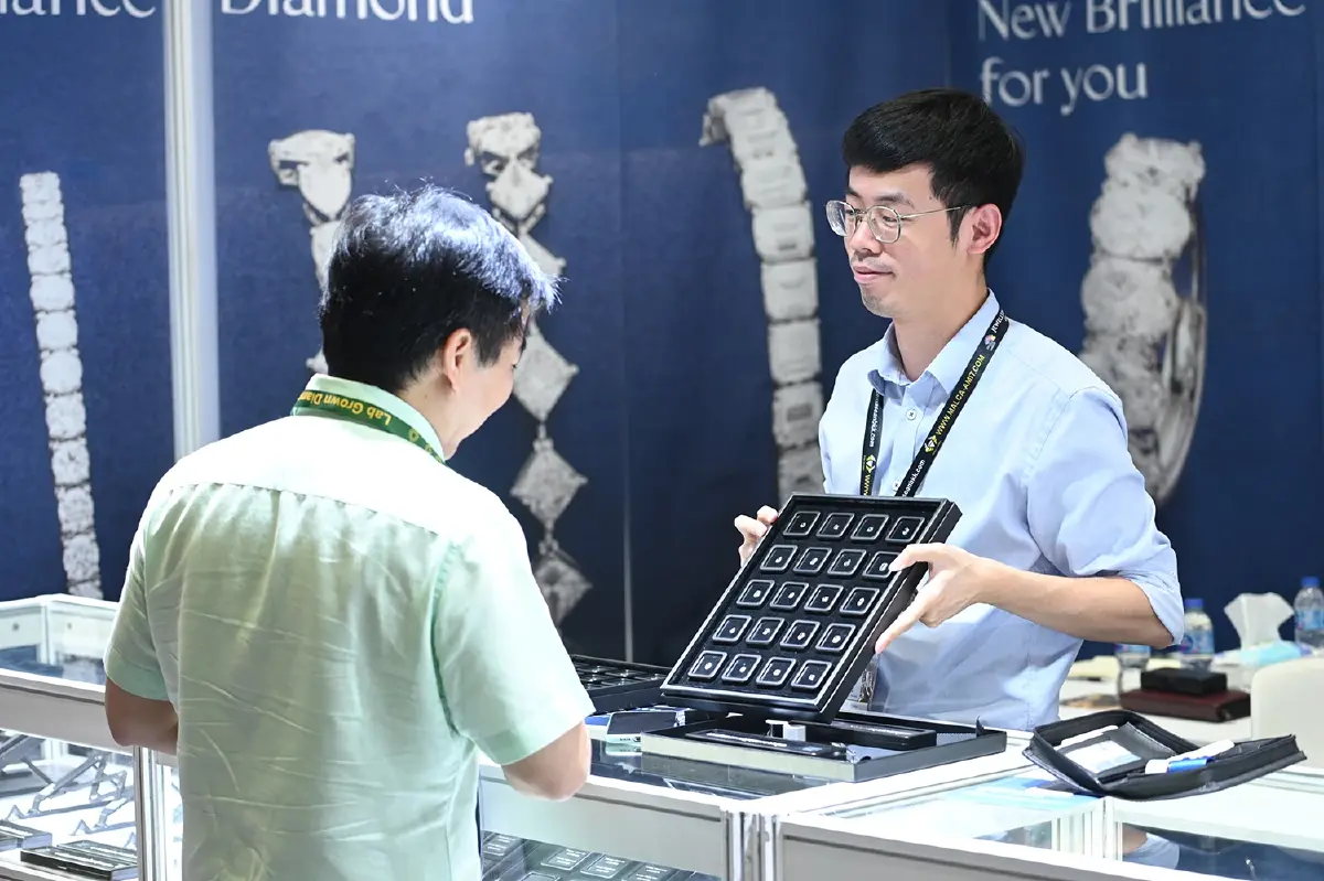 เปิดฉาก 'Jewellery & Gem ASEAN Bangkok 2025' 23-26 เม.ย.68