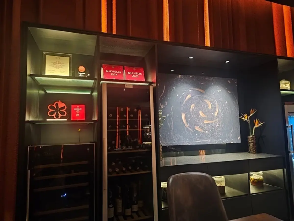 ‘นว ไทย คูซีน’ อาหารไทยร่วมสมัย การันตี 'มิชลินสตาร์ 1 ดาว'