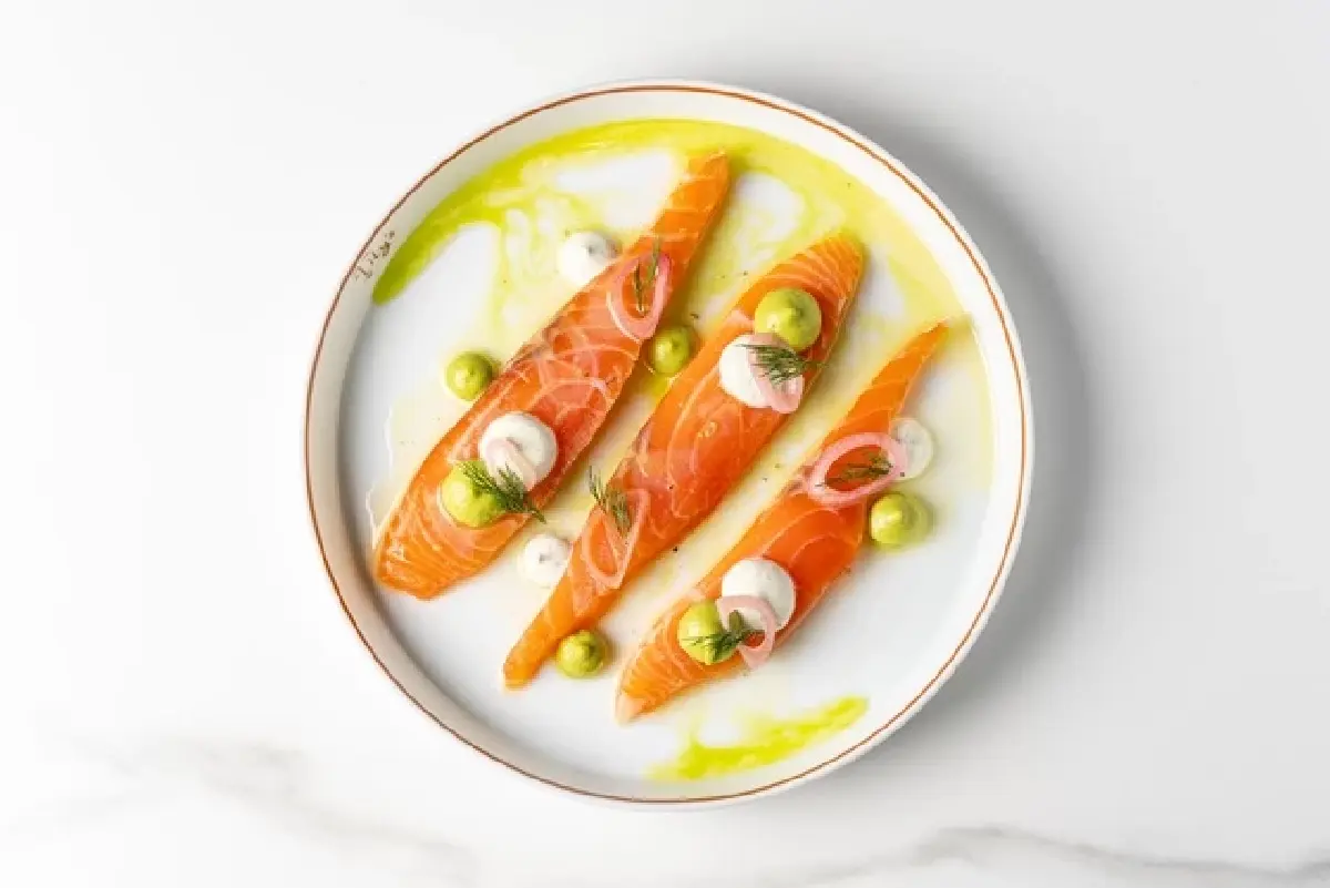 ‘เซตอาหารกลางวัน’ ที่ Lily’s ห้องอาหารสุดชิค ‘วิวสวนลุมพินี’