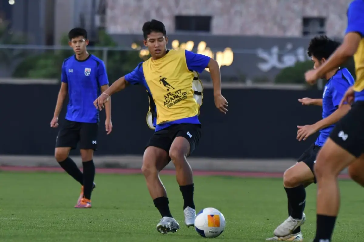 ถ่ายทอดสดฟุตบอลU17 'ทีมชาติไทย พบ จีน' ดูบอลสด ชิงแชมป์เอเชีย 2025