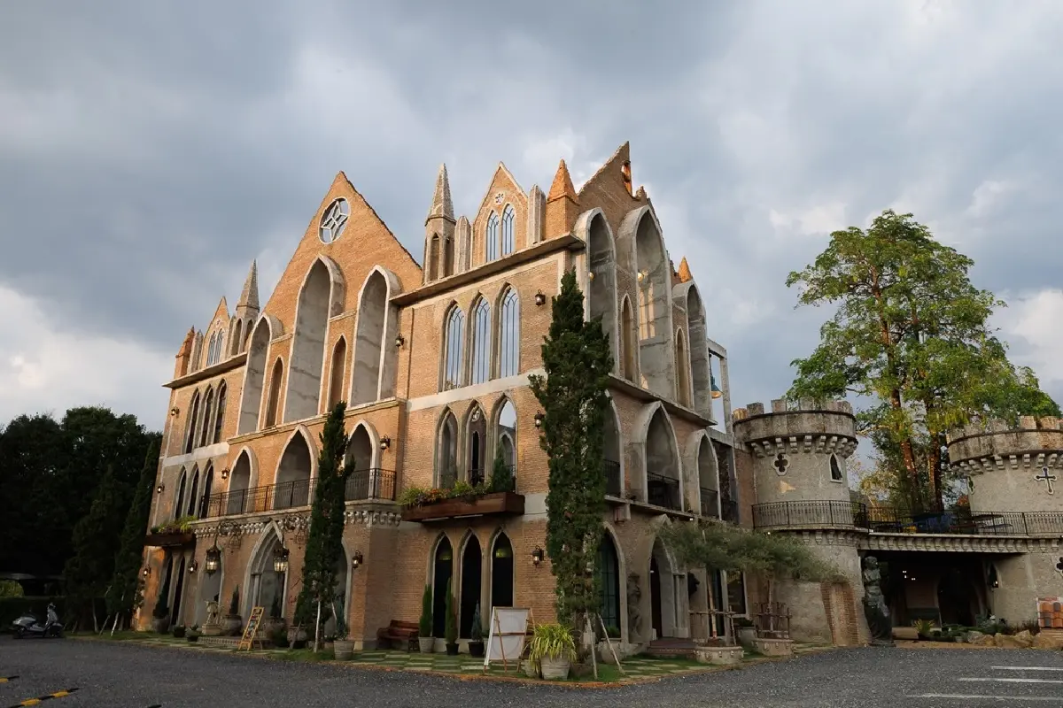 พักหลบร้อนที่ 'นครนายก' ชิมผลไม้ GI มะยงชิด มะปรางหวาน สดจากสวน