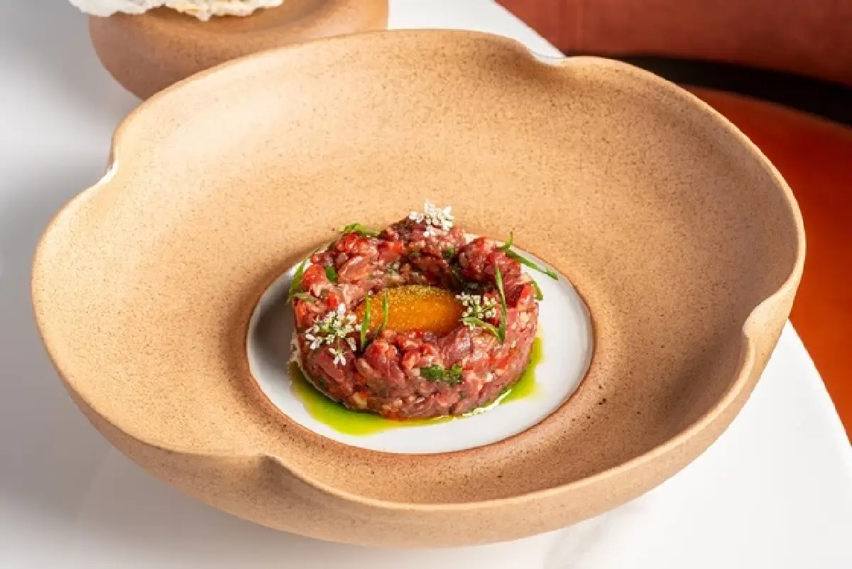 ‘เซตอาหารกลางวัน’ ที่ Lily’s ห้องอาหารสุดชิค ‘วิวสวนลุมพินี’