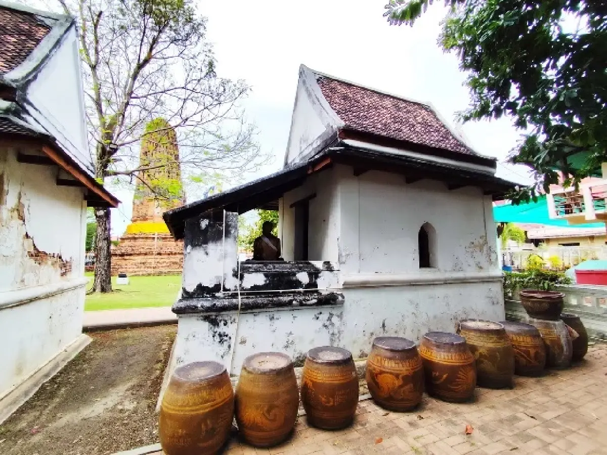 ‘เที่ยวปริมณฑล’ ไปไหว้พระ วัดโบราณ ริมคลองอ้อมนนท์ ใกล้กรุงเทพฯ