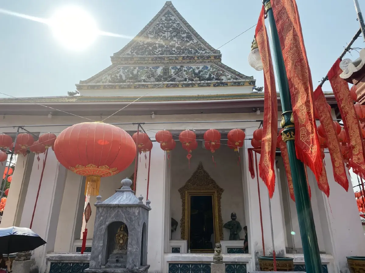 ล่องเรือเที่ยววัดราชโอรสาราม ชมความงามศิลปะสมัยรัชกาลที่3