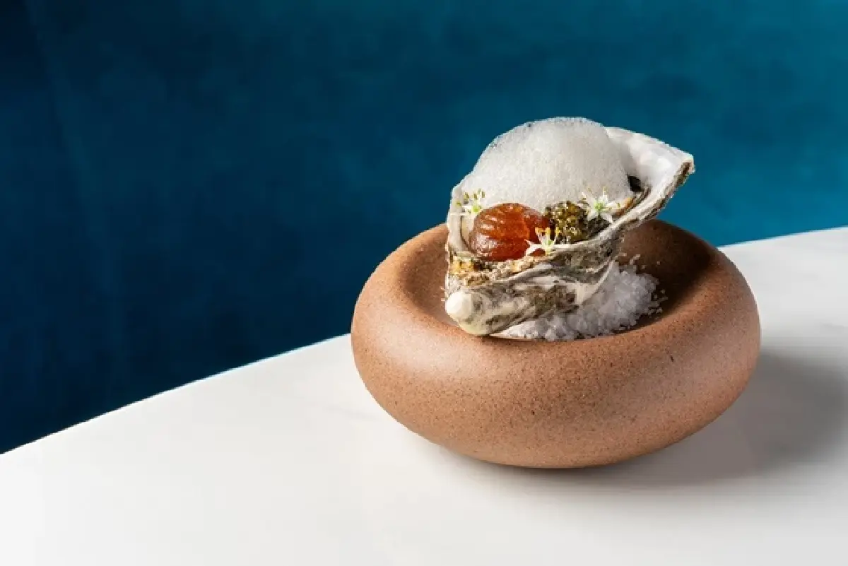 ‘เซตอาหารกลางวัน’ ที่ Lily’s ห้องอาหารสุดชิค ‘วิวสวนลุมพินี’